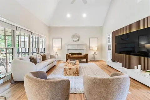$1,150,000 | 9170 Nesbit Lakes Drive, Alpharetta, GA 30022
