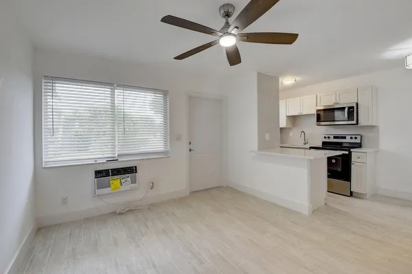 $1,650 | 525 South Broadway, Unit D, Lantana, FL 33462