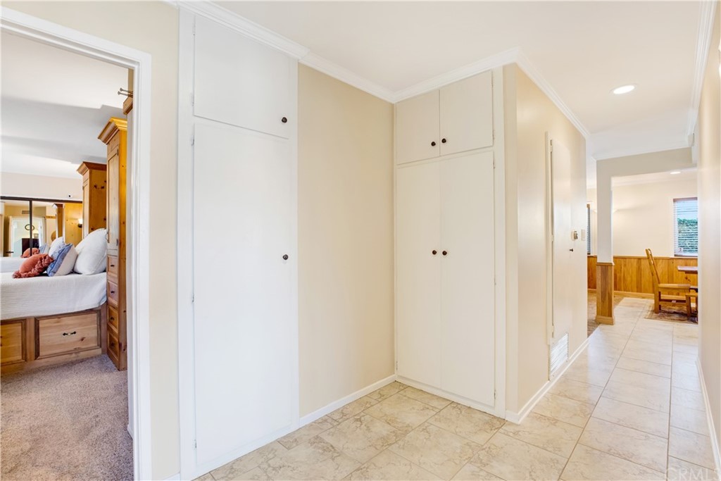 844 Eastman Place San Pedro, CA 90731 - Photo 19 of 44 a view of a hallway with bathroom and a livingroom view