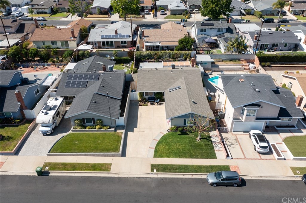844 Eastman Place San Pedro, CA 90731 - Photo 41 of 44 an aerial view of residential houses with city view