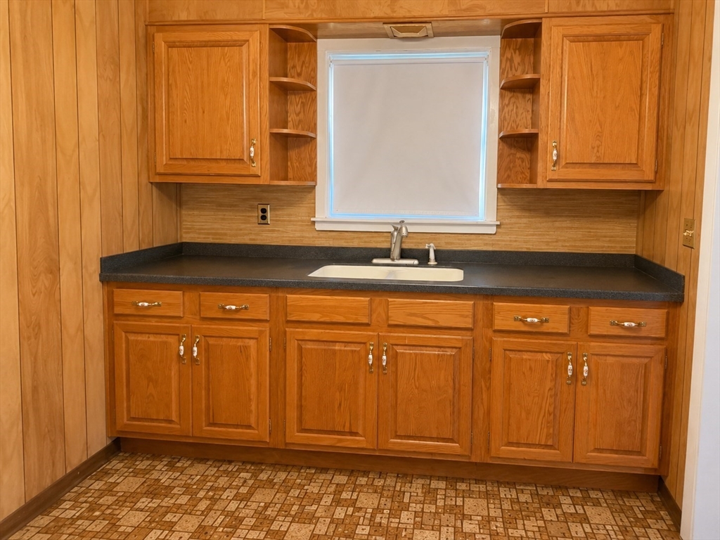 115 School Street Warren, MA 01083 - Photo 4 of 16