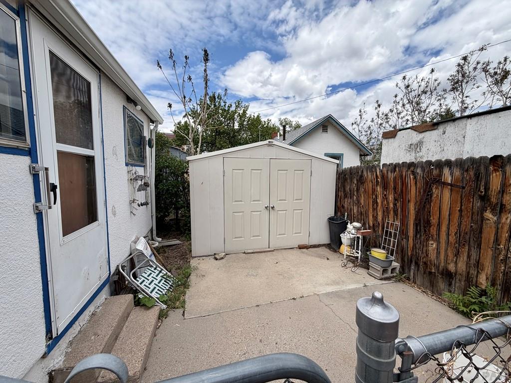 214 East Routt Avenue Pueblo, CO 81004 - Photo 25 of 35