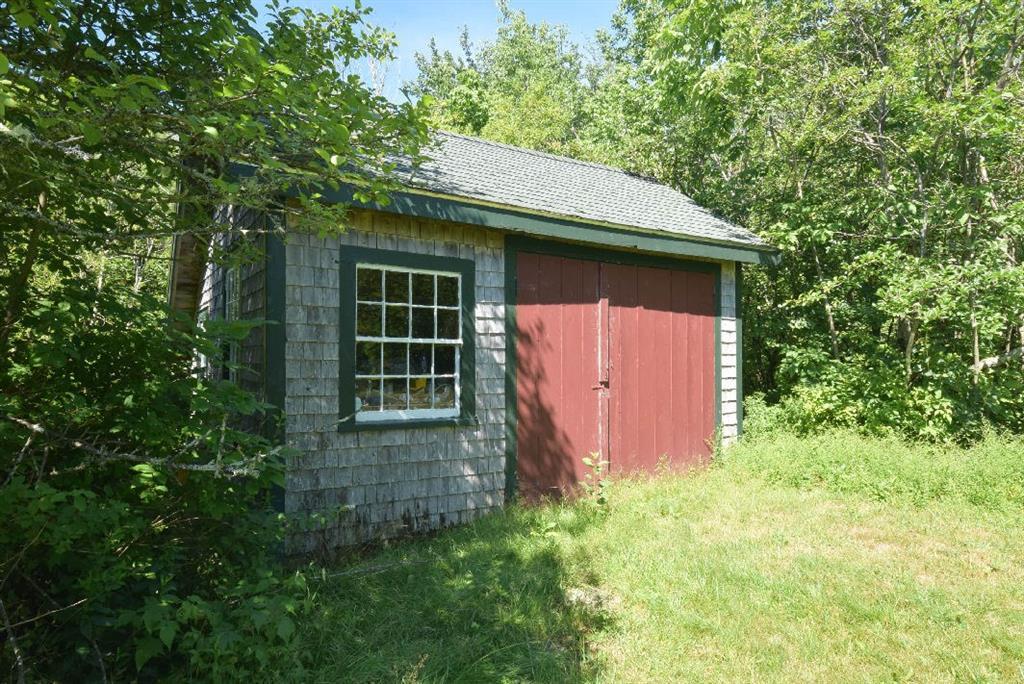 25 Kelly Point Road Lubec, ME 04652 - Photo 17 of 22 Garage