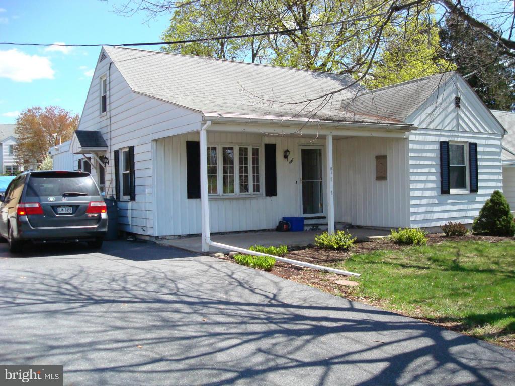 447 Middletown Road Hummelstown, PA 17036 - Photo 1 of 14 Gallery Image 1