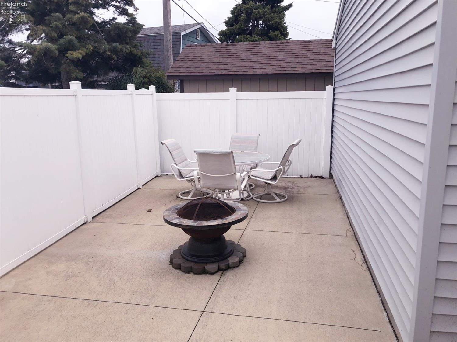 1324 Waverly Road Sandusky, OH 44870 - Photo 21 of 23 Gallery Image 21