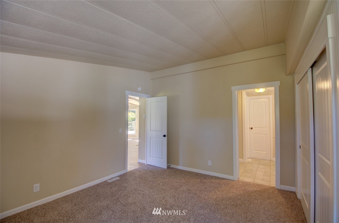 18645 Hilt Street Southwest Rochester, WA 98579 - Photo 14 of 32 a view of an empty room