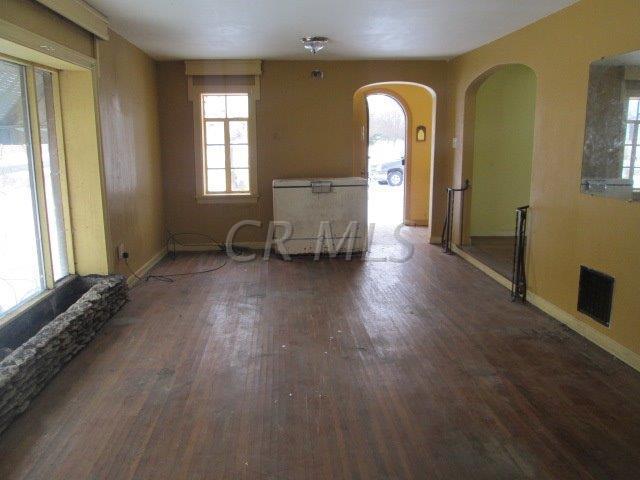 4063 Warrensburg Road Delaware, OH 43015 - Photo 4 of 7 Gallery Image 4