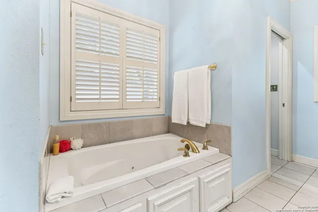 $1,195,000 | 420 Grandview Place, Terrell Hills, TX 78209