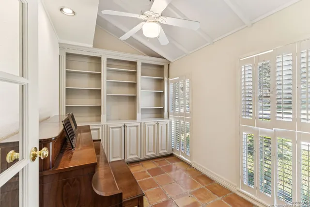 $1,195,000 | 420 Grandview Place, Terrell Hills, TX 78209