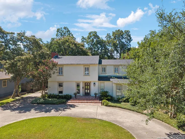 $1,195,000 | 420 Grandview Place, Terrell Hills, TX 78209