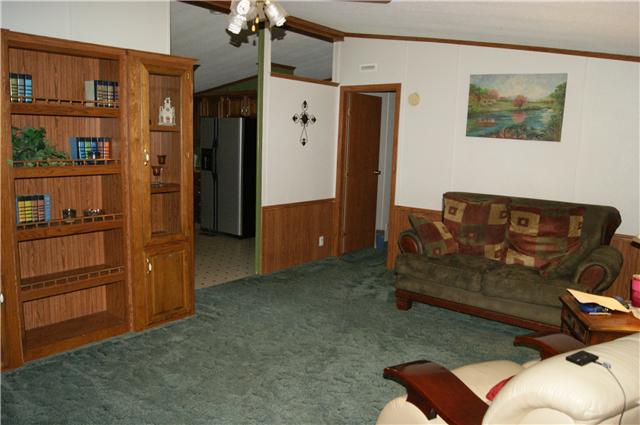 9103 New Hope Road Cadiz, KY 42211 - Photo 3 of 19 Gallery Image 3