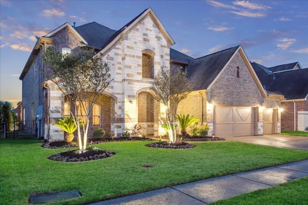 $1,125,000 | 848 Signature Cove, League City, TX 77573