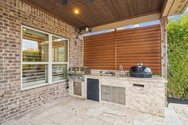 $1,125,000 | 848 Signature Cove, League City, TX 77573