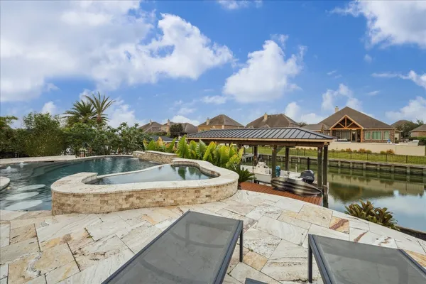 $1,125,000 | 848 Signature Cove, League City, TX 77573