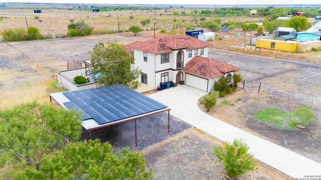 $643,975 | 503 Private Road 5764, LaCoste, TX 78039