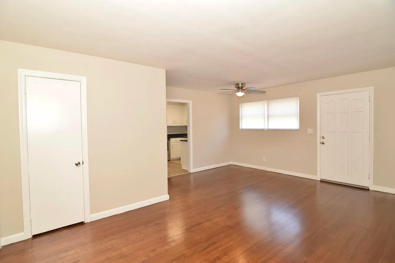 2424 Bream Avenue Augusta, GA 30906 - Photo 4 of 24 021f50d754bdb5d300dbd357e8432083-uncropp