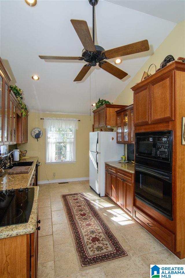 1300 Lloyd Road Sylacauga, AL 35150 - Photo 15 of 50