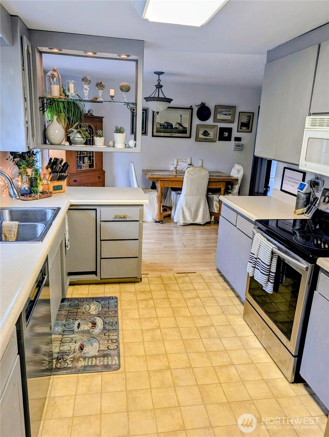 2744 Mountain View Road, Unit B Ferndale, WA 98248 - Photo 19 of 25 Gallery Image 19