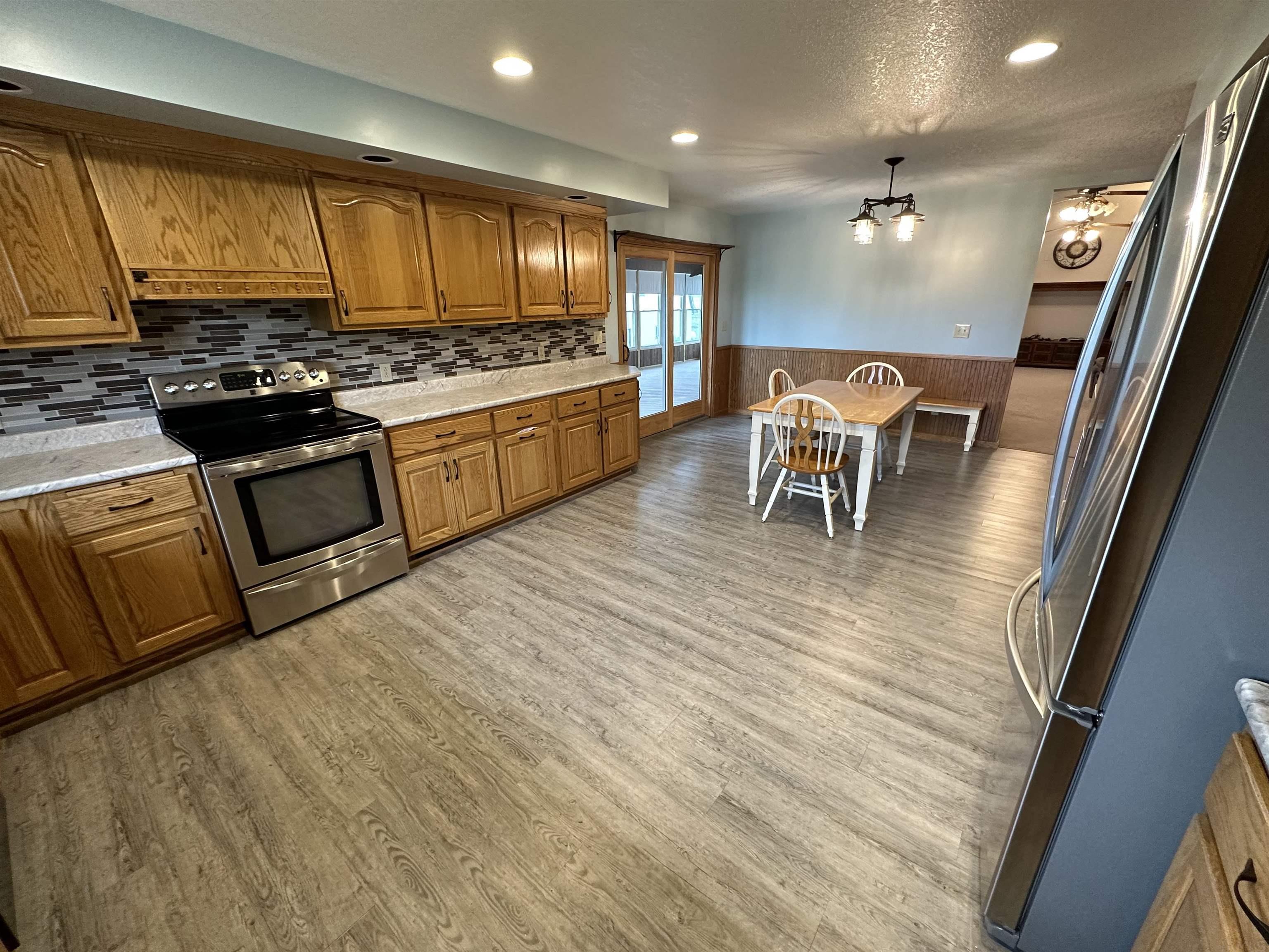 21727 Hurshtown Road Grabill, IN 46741 - Photo 9 of 34