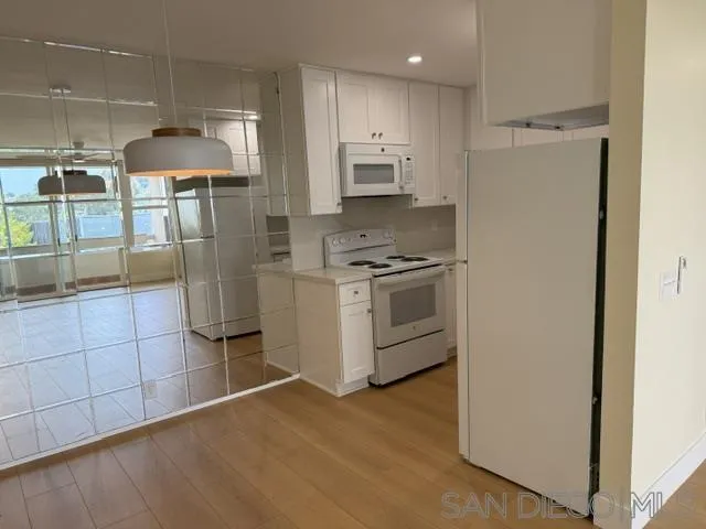 2510 Torrey Pines Road, Unit 312 La Jolla, CA 92037 - Photo 2 of 8