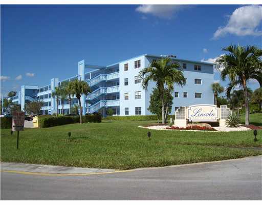 2009 Lincoln A, Unit 2009 Boca Raton, FL 33434 - Photo 1 of 5 Primary Photo