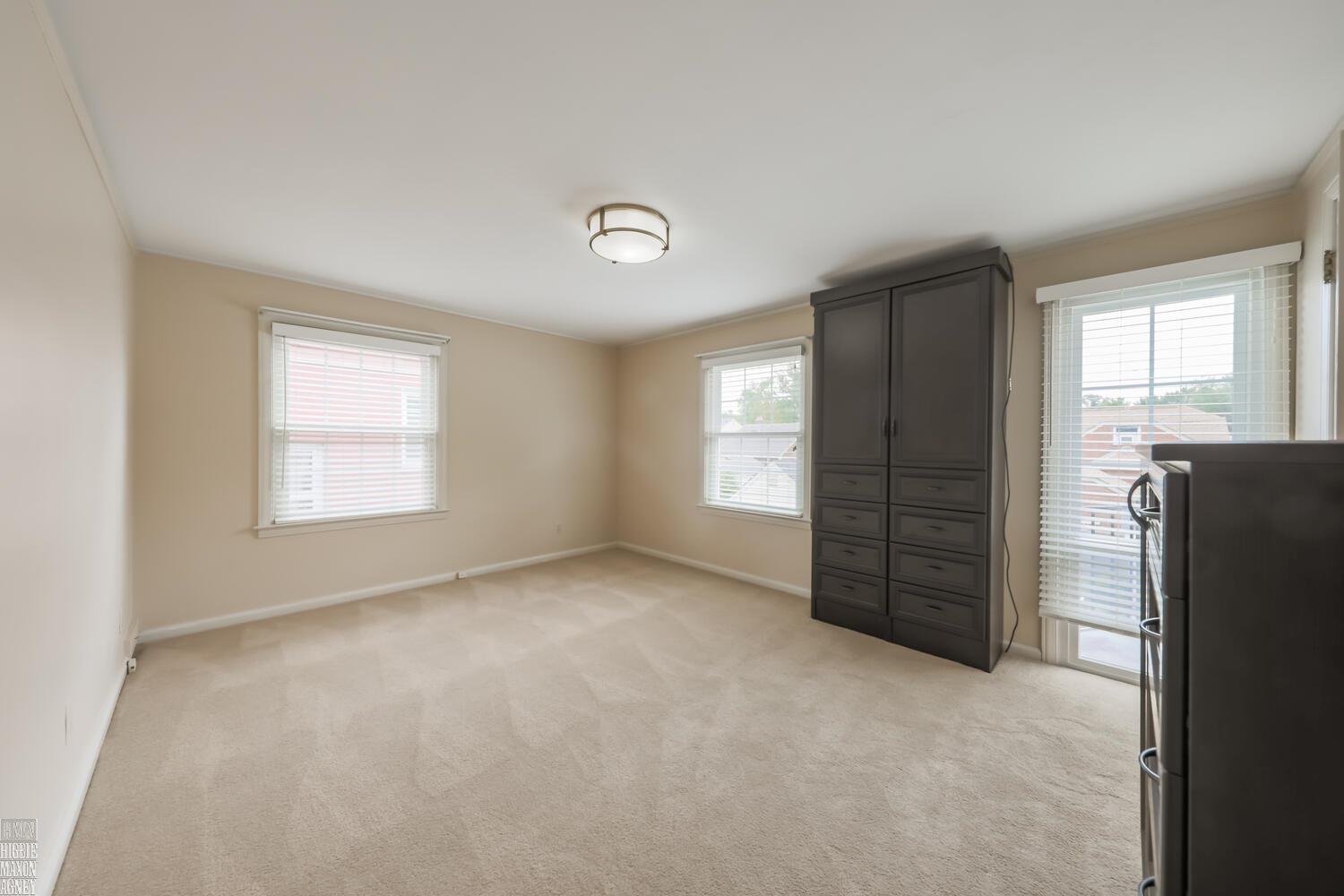 430 Lothrop Road Grosse Pointe Farms, MI 48236 - Photo 19 of 25