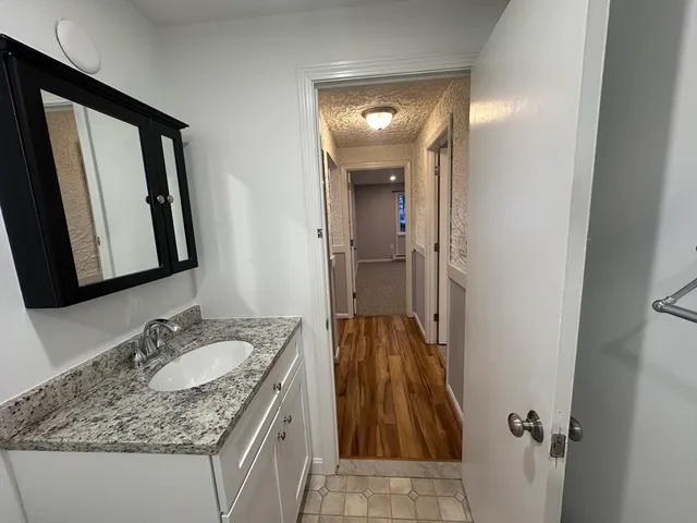 $2,050 | 53 Swanson Court, Unit 21C, Boxborough, MA 01719