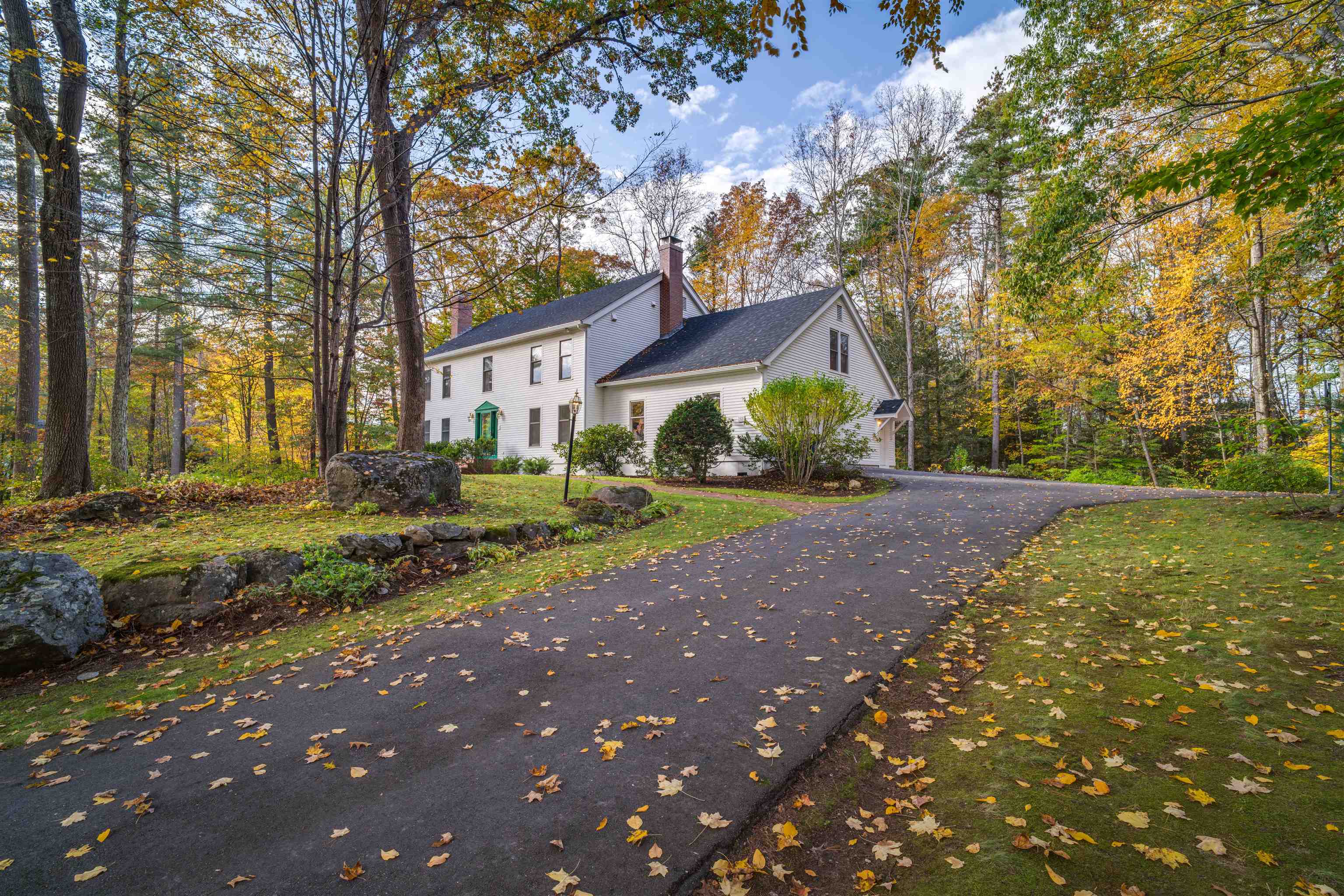 12 Cullen Way, Exeter, NH 03833 Compass