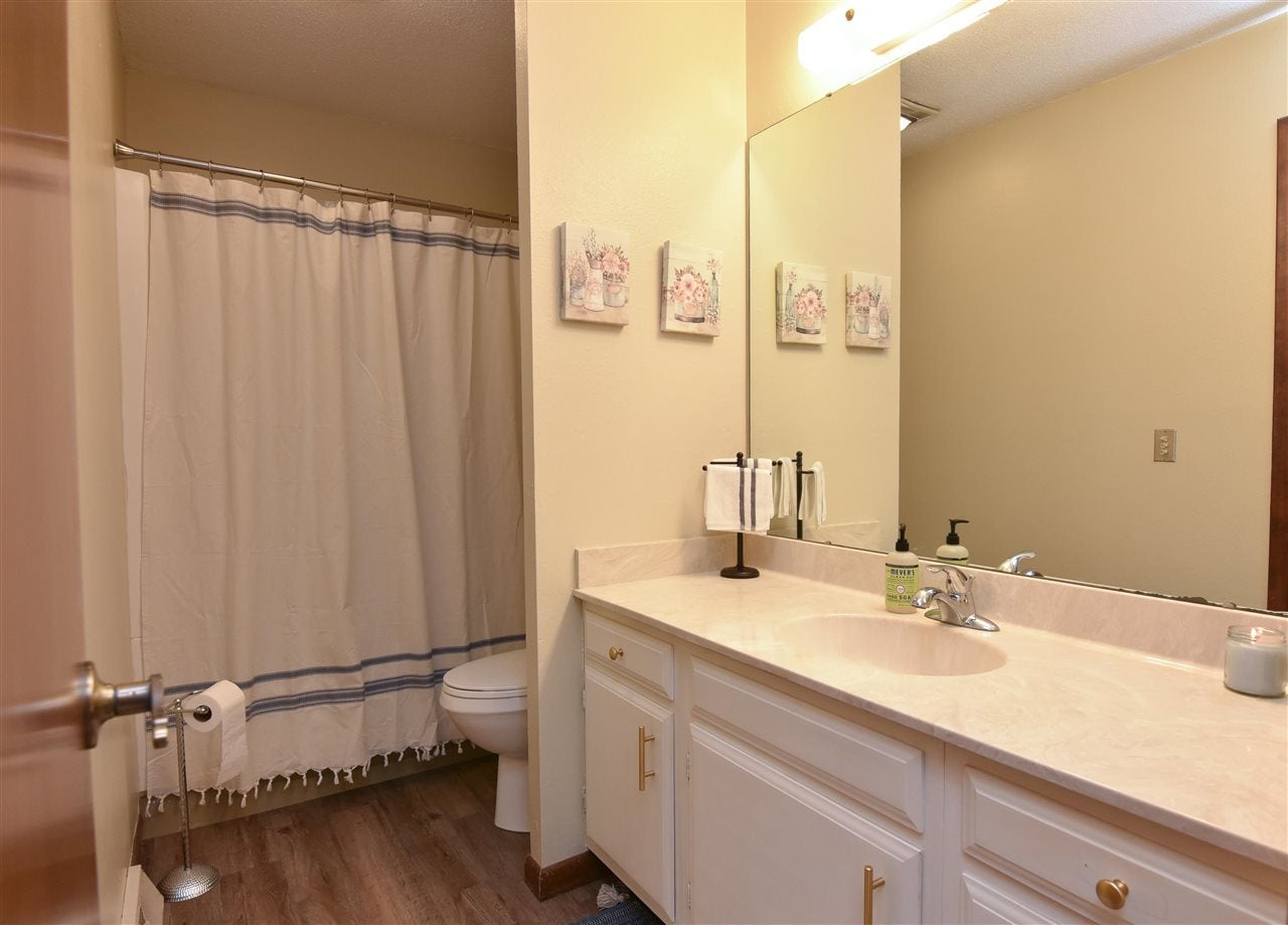 100 Valley Road Williamsburg, IA 52361 - Photo 26 of 29 Gallery Image 26