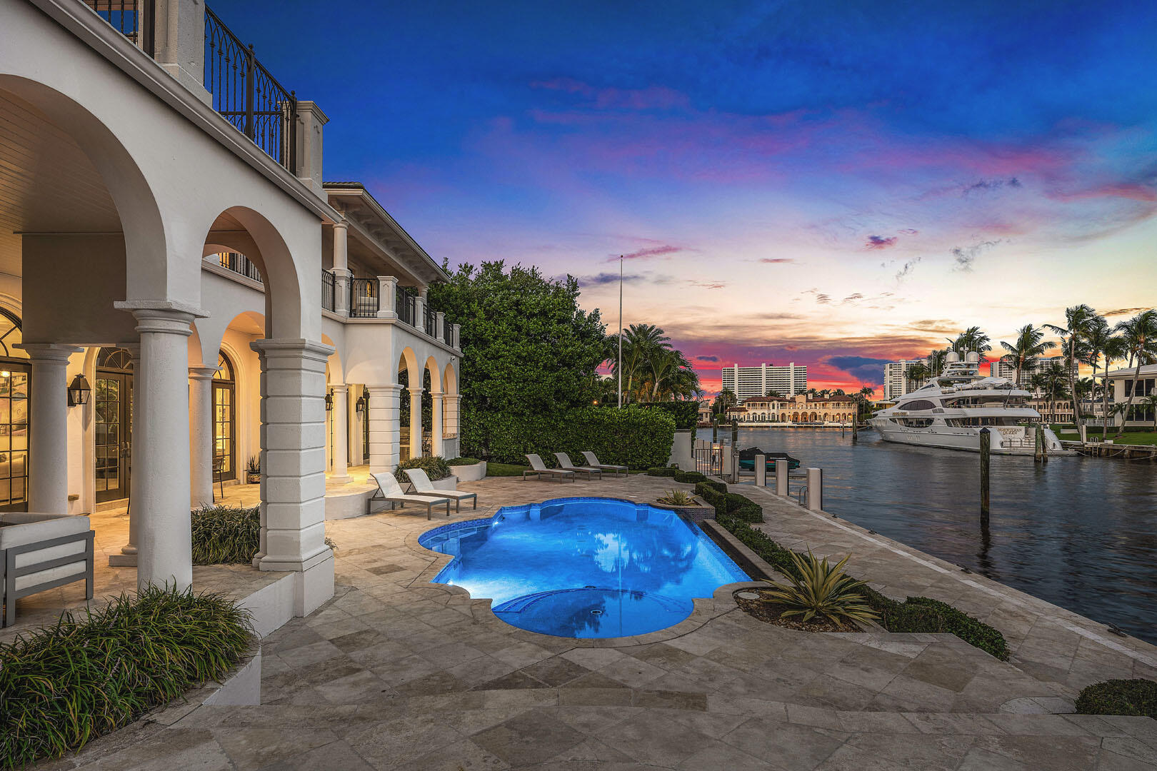450 South Maya Palm Drive Boca Raton, FL 33432 - Photo 61 of 70 450_South_Maya_Palm_Drive_Dusk_14