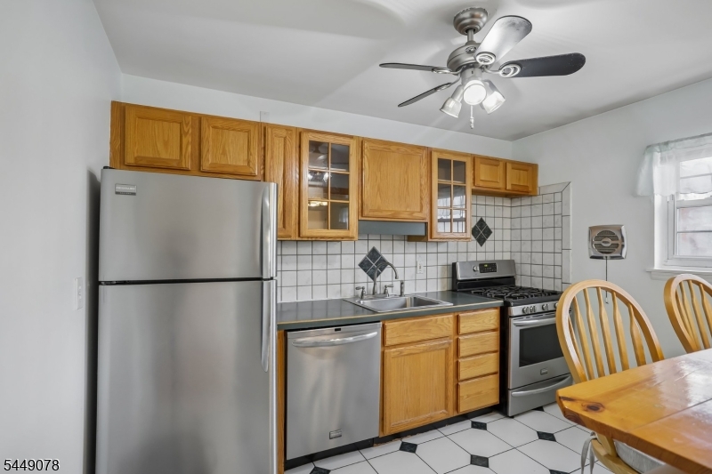 1279 Valley Road Wayne, NJ 07470 - Photo 9 of 21