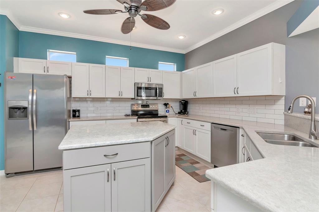 8205 Ponkan Road Land O Lakes, FL 34637 - Photo 17 of 59