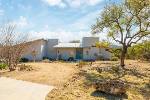 $645,000 | 609 Las Colinas Drive, Wimberley, TX 78676