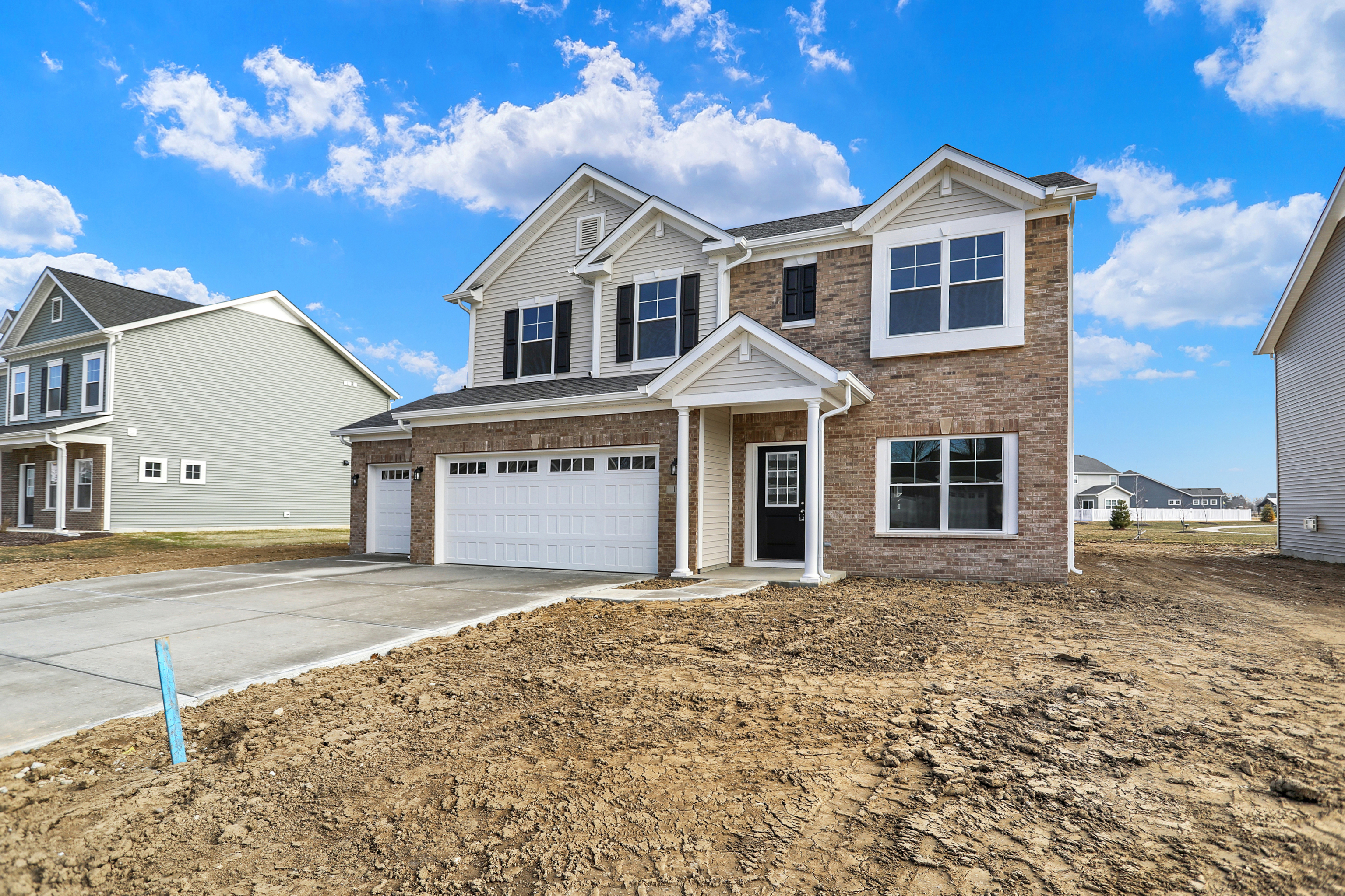191 Lynnette Way Cumberland, IN 46229 - Photo 3 of 48