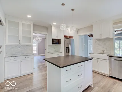 $729,900 | 27 West 46th Street, Indianapolis, IN 46208