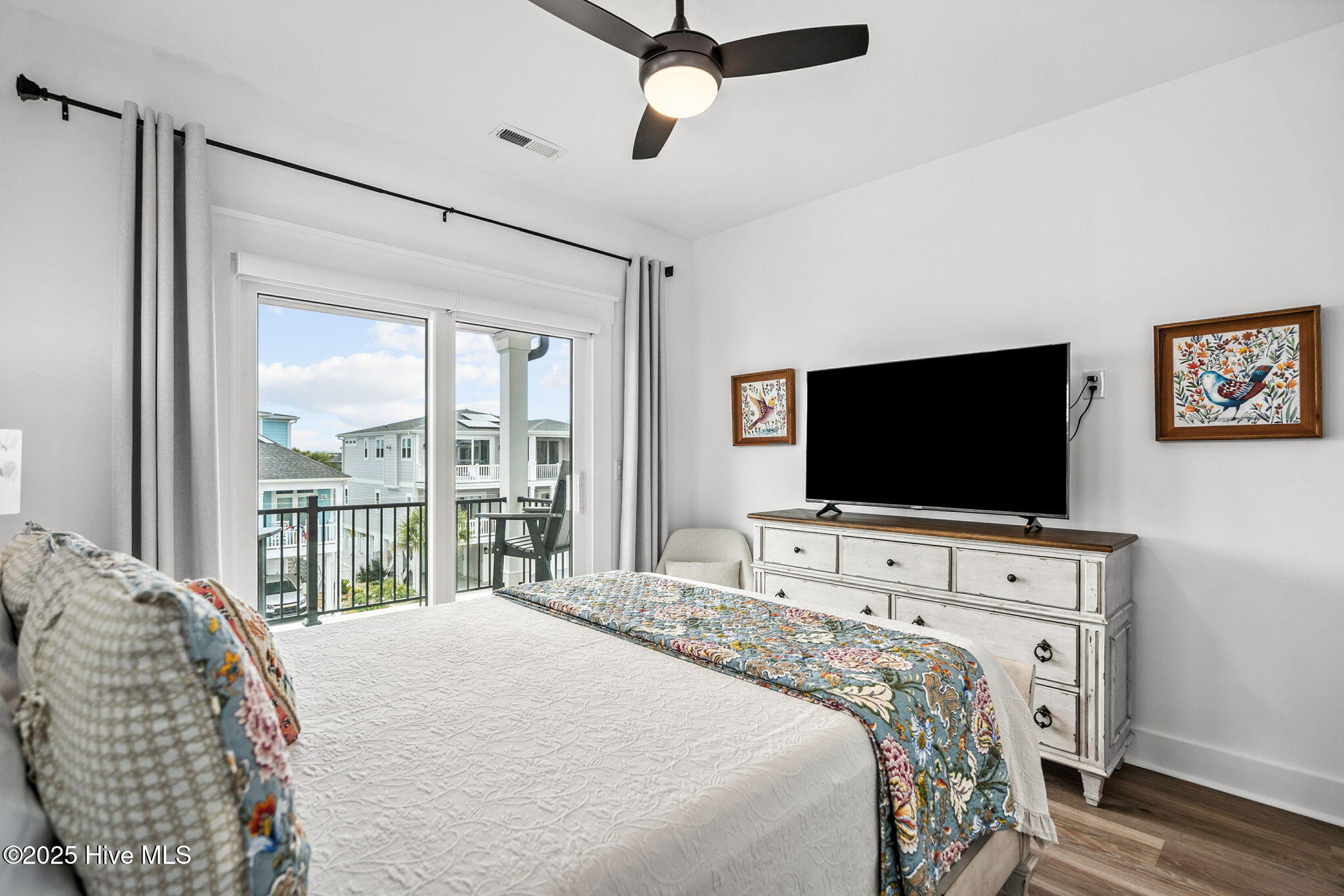 402 17th Street Sunset Beach, NC 28468 - Photo 23 of 47 48-web-or-mls-DSC05805