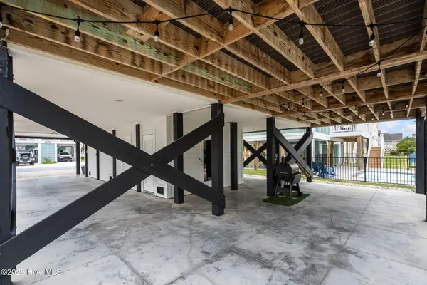 $1,320,000 | 402 17th Street, Sunset Beach, NC 28468