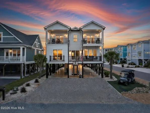 $1,320,000 | 402 17th Street, Sunset Beach, NC 28468