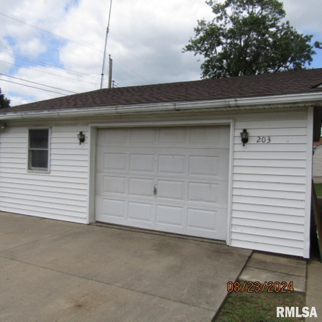 203 North Valter Street Ridgway, IL 62979 - Photo 2 of 11 Gallery Image 2