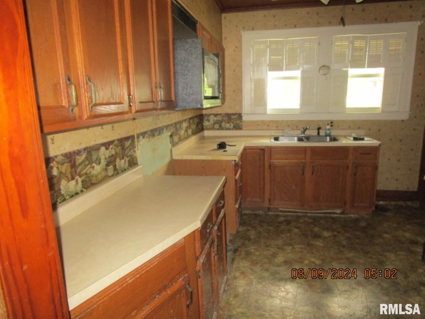 203 North Valter Street Ridgway, IL 62979 - Photo 7 of 11 Gallery Image 7