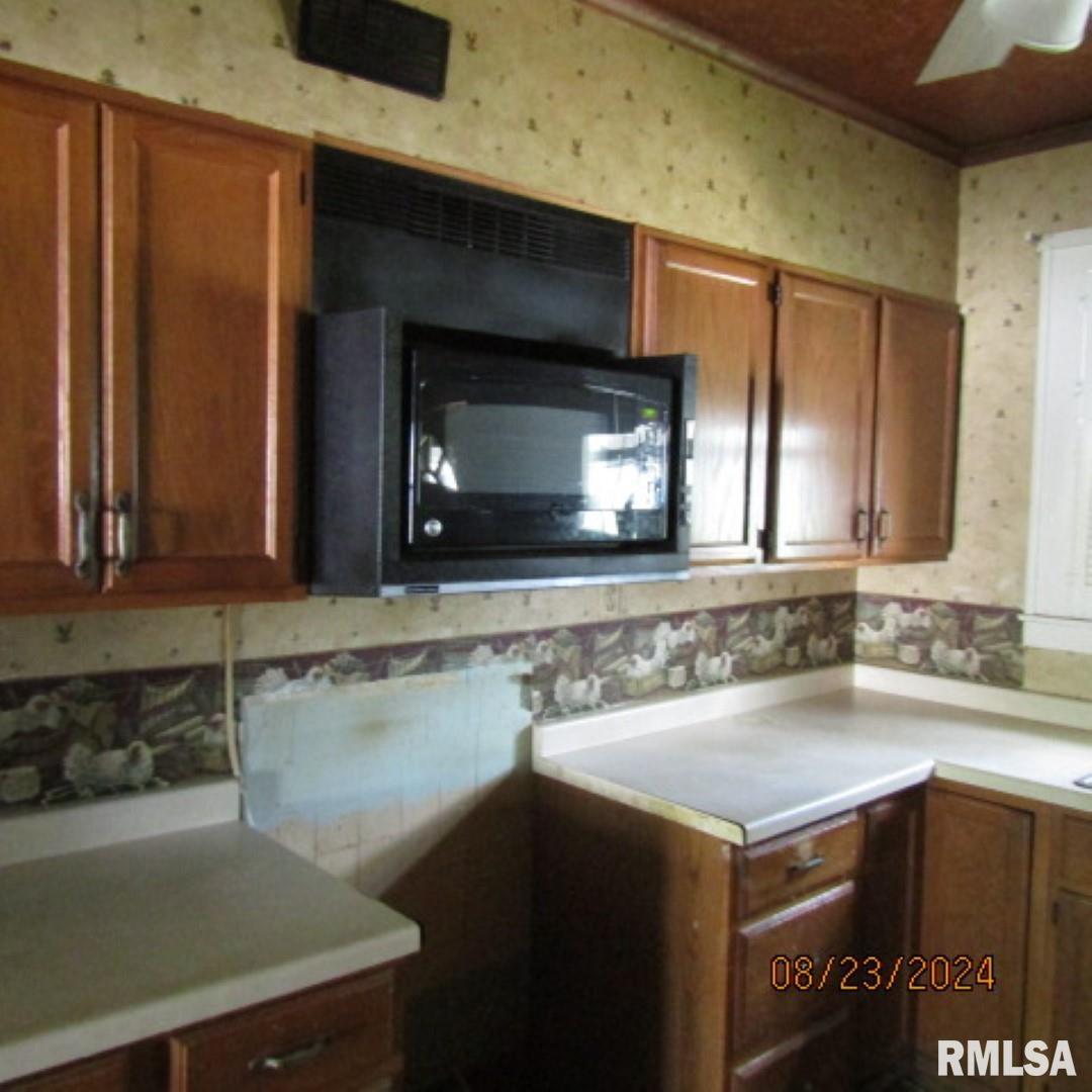 203 North Valter Street Ridgway, IL 62979 - Photo 9 of 11 Gallery Image 9