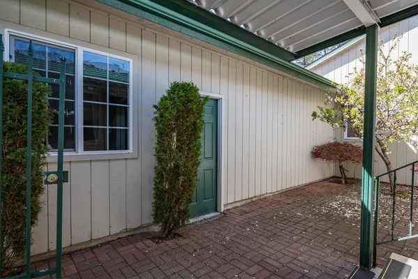 $325,000 | 7506 West Johannsen Avenue, Nine Mile Falls, WA 99026