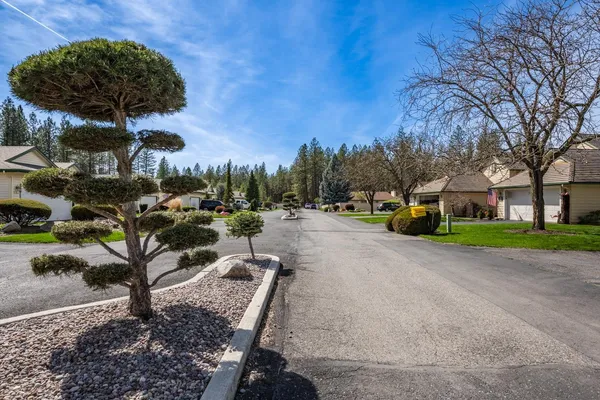 $325,000 | 7506 West Johannsen Avenue, Nine Mile Falls, WA 99026