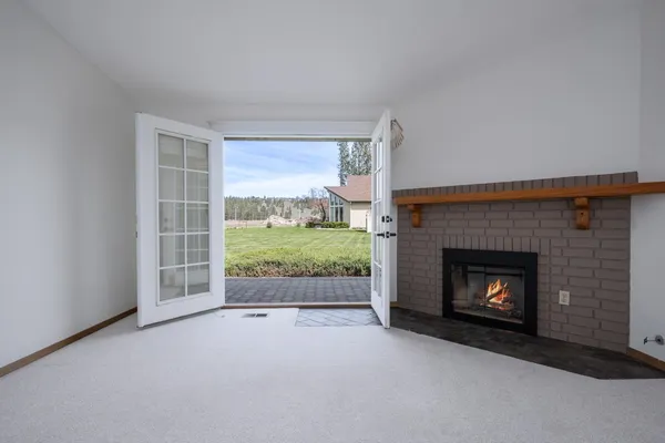 $325,000 | 7506 West Johannsen Avenue, Nine Mile Falls, WA 99026