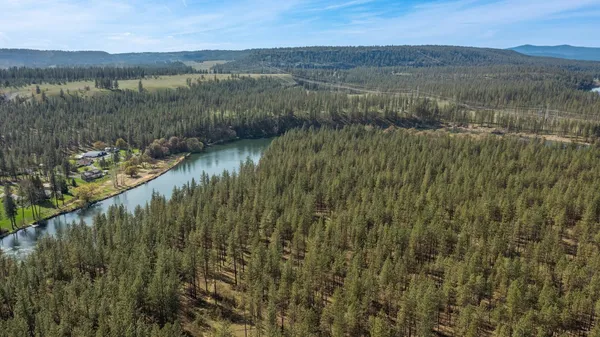 $325,000 | 7506 West Johannsen Avenue, Nine Mile Falls, WA 99026