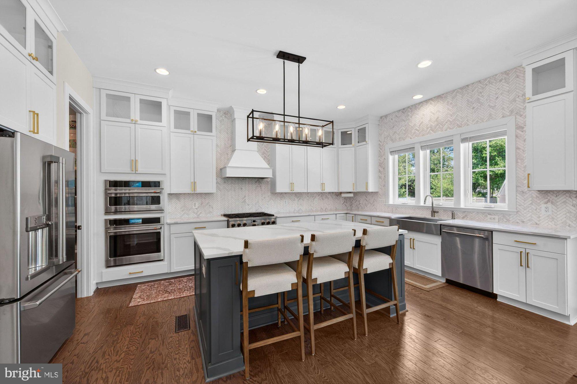 1114 Ware Street Southwest Vienna, VA 22180 - Photo 16 of 117