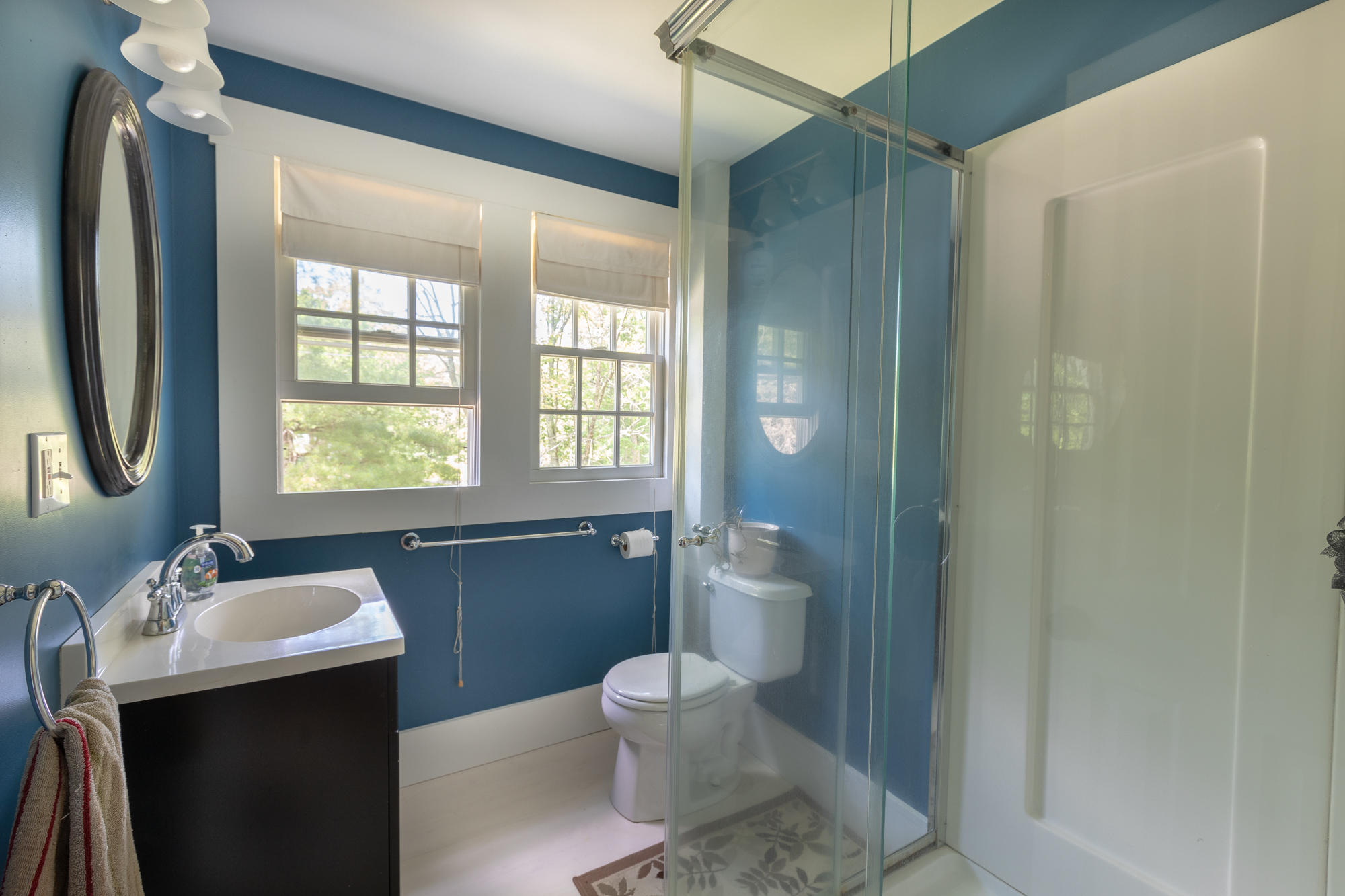 201-190 Mountain Road York, ME 03902 - Photo 21 of 29 Full Bathroom