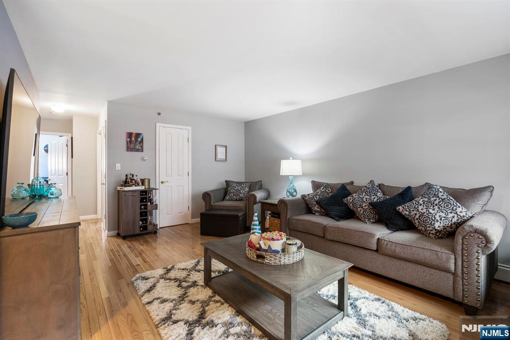 164 Clinton Place, Unit 2B Hackensack, NJ 07601 - Photo 2 of 14 Gallery Image 2