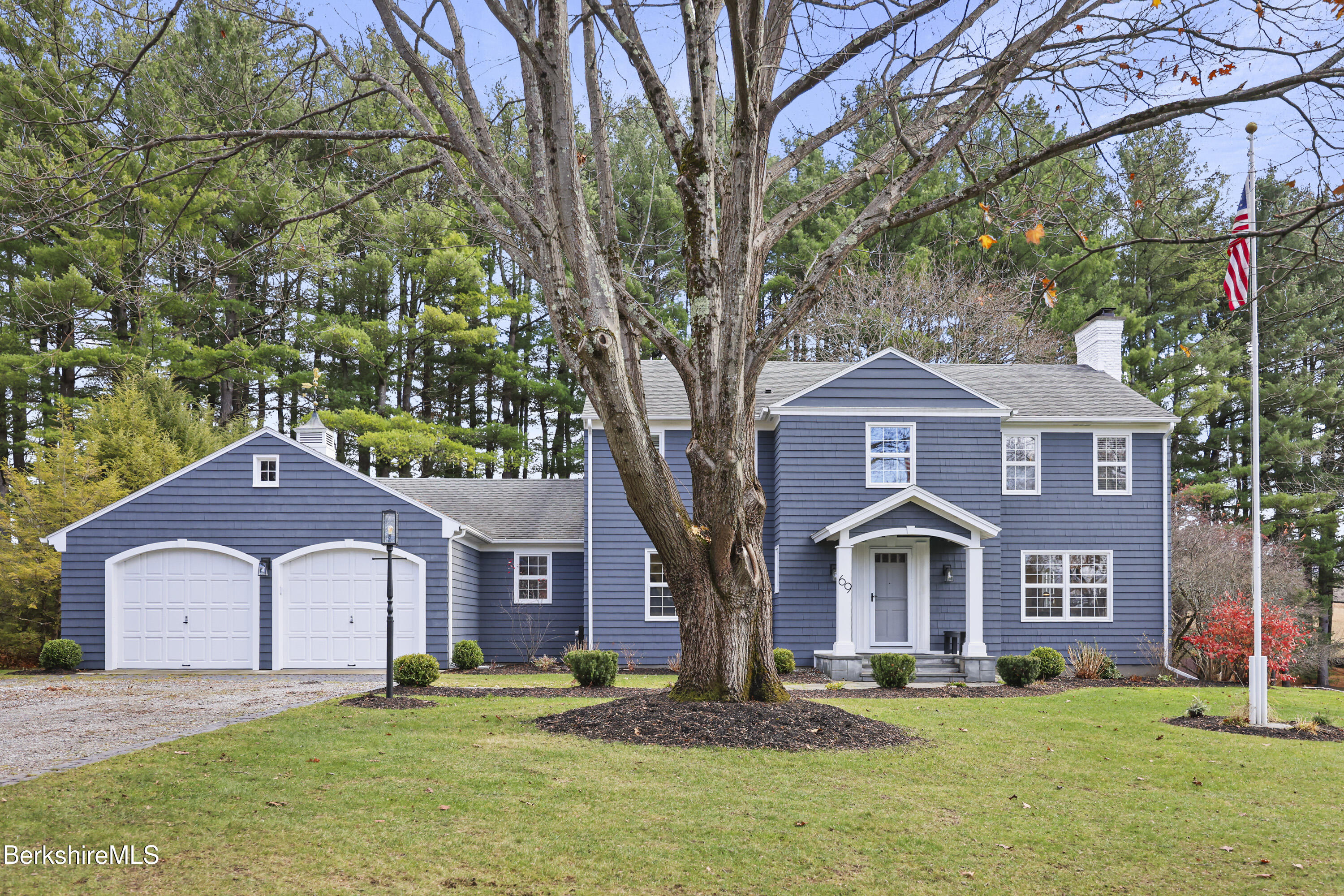 69 Gravesleigh Terrace Pittsfield, MA 01201 - Photo 4 of 84 5 Exterior Front