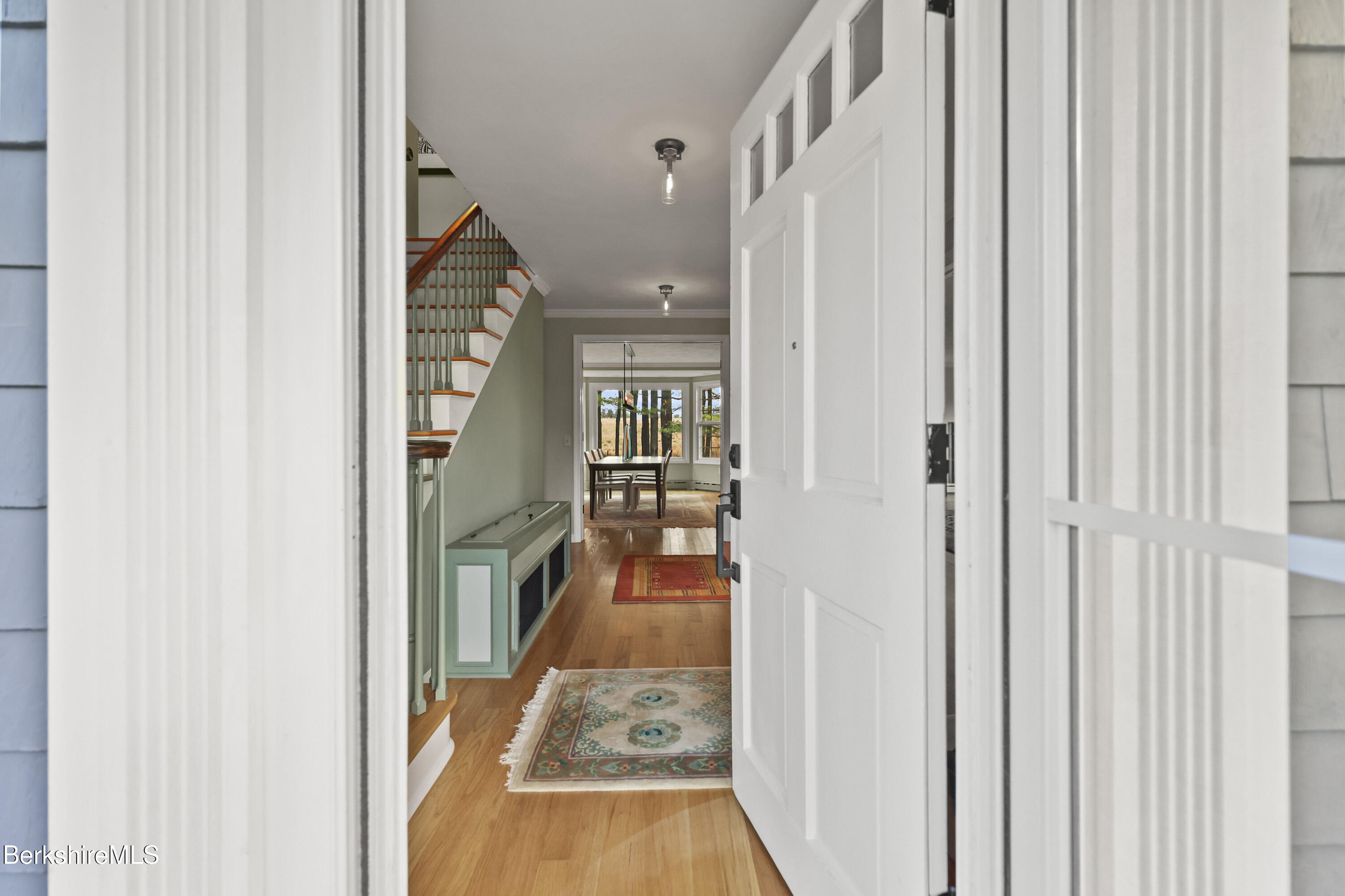 69 Gravesleigh Terrace Pittsfield, MA 01201 - Photo 7 of 84 40 Front Entry